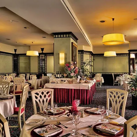 Hotel De La Paix-2
